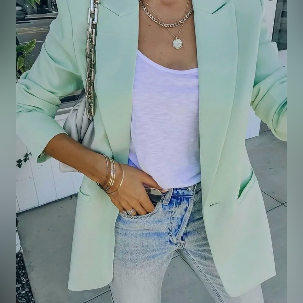 Entro Light Green Blazer